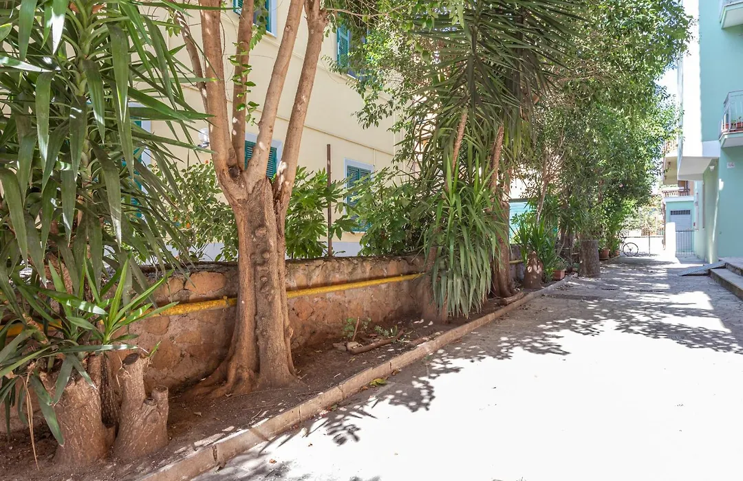 Casa Abeba a Roma, 20 minuti dal Colosseo!-1
